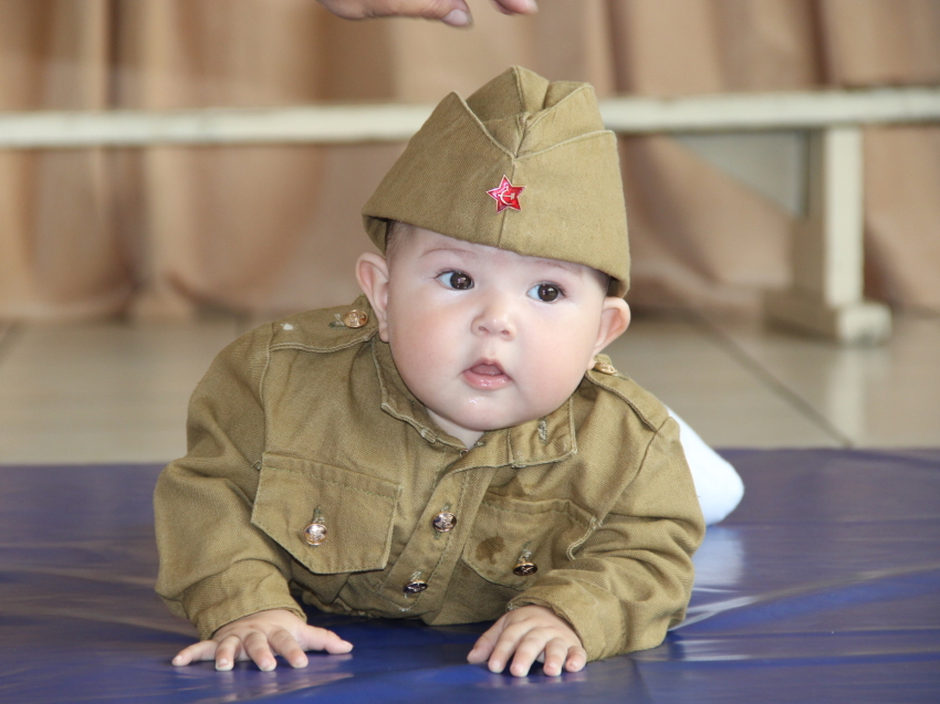  «Парад колясок» и «Забег карапузов» прошли в селе Красный Чикой